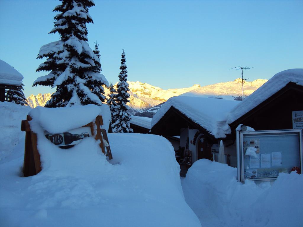 Hotel Surselva Surcuolm Exteriér fotografie